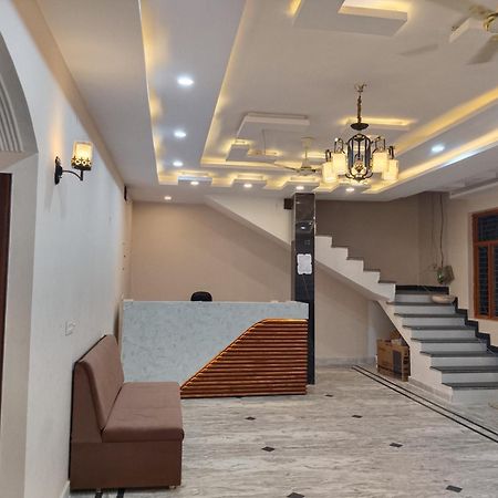 Atithi Inn Khajuraho Bagian luar foto