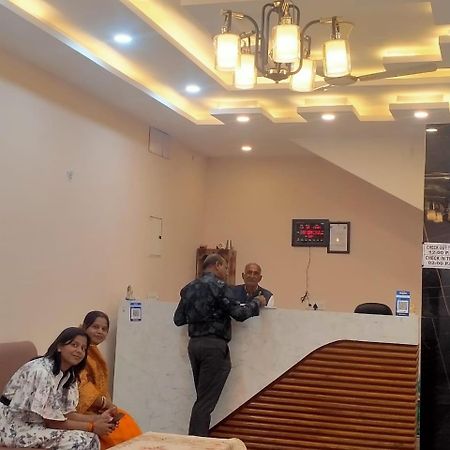 Atithi Inn Khajuraho Bagian luar foto